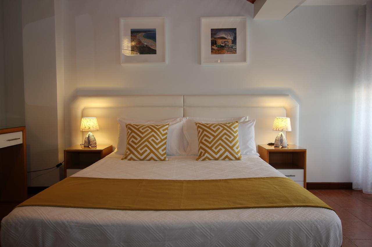 Subvilla Beach Place Назаре Екстериор снимка